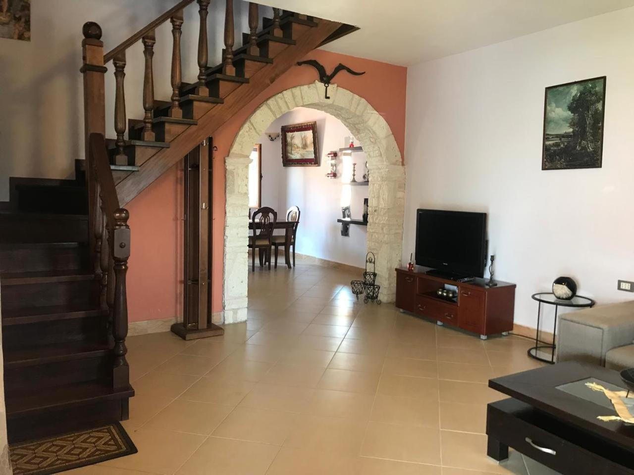 Villa Kolonja Ксамил Экстерьер фото
